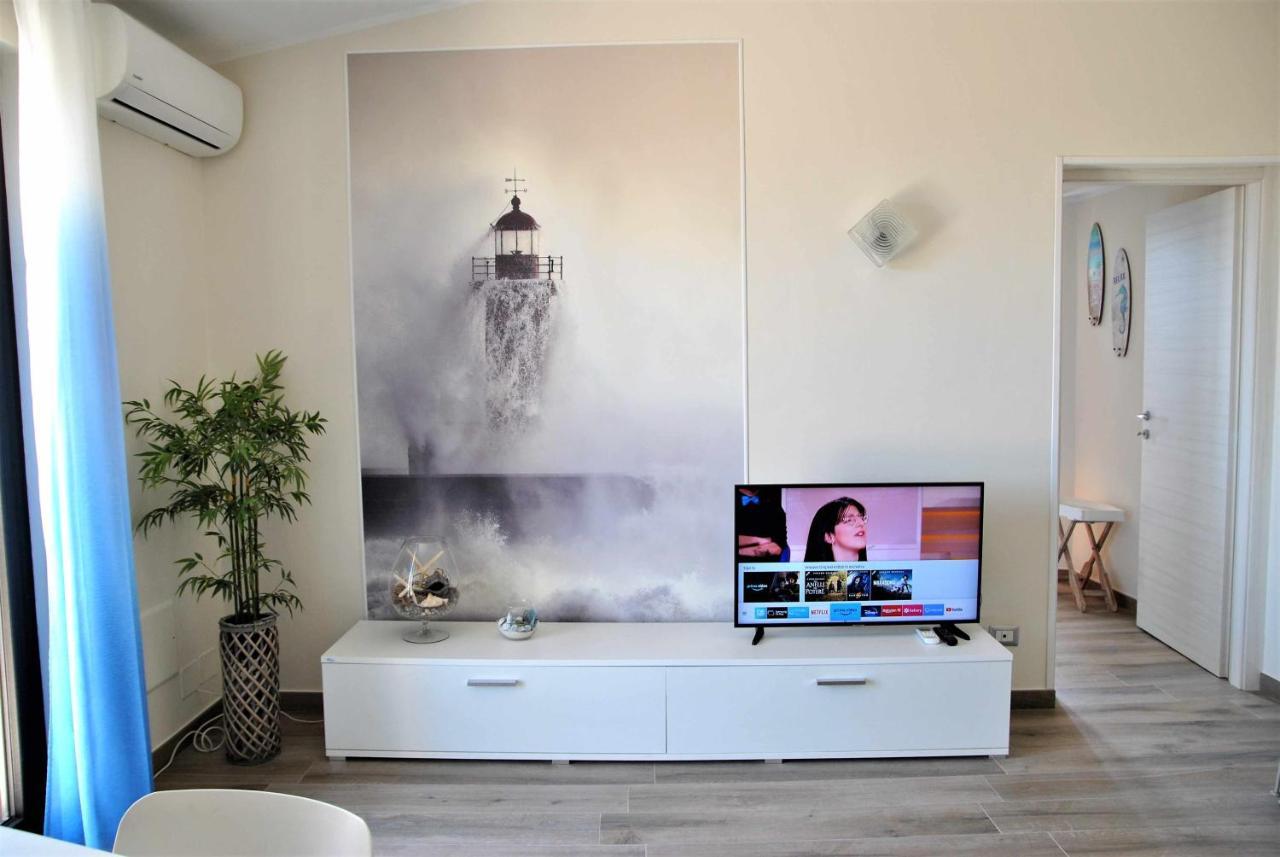 Appartamento CASA DINKY Attico climatizzato con terrazza vista mare Formia Esterno foto